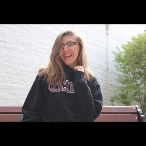 Meet your Posher, Tiffany